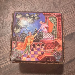 VINTAGE ARDLEIGH ELLIOT & SONS RUSSIAN ROMEO & JULIET MUSIC/TRINKET